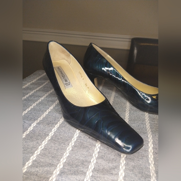 Monique Made in Spain Heels Blue and Teal size 9 1/2 - Picture 7 of 7